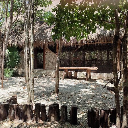 Aldea Maya-Ha Cabanas Con Cenotes Пуерто-Морелос Екстер'єр фото
